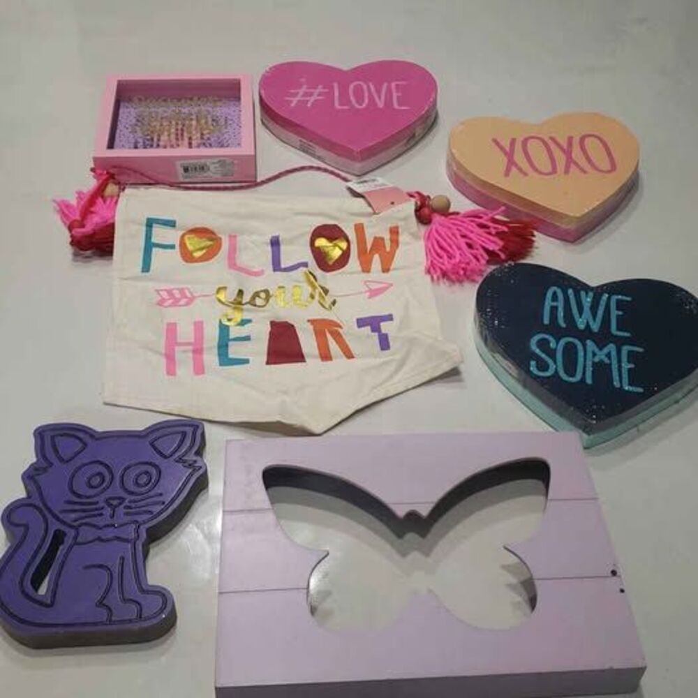 Heart themed art, shadow box, cat, banner